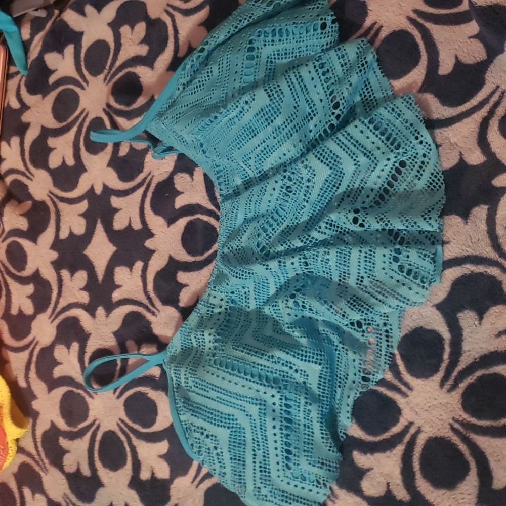 XL bathing suit top